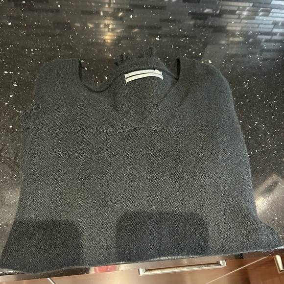 Anthropologie sweater - Picture 3 of 4